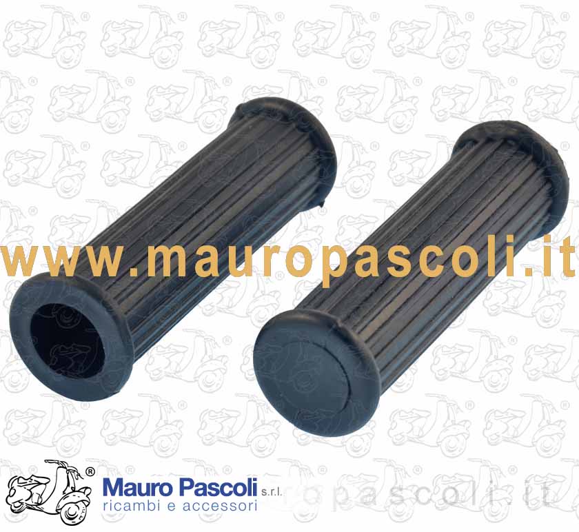 Kit n 2 gomme nero da mm 17 per copripedale passeggero Vespa .