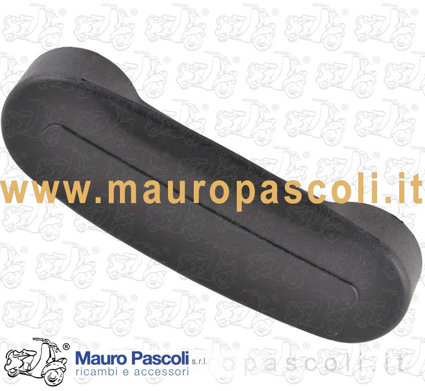 Coperchio del mozzo in plastica nero.