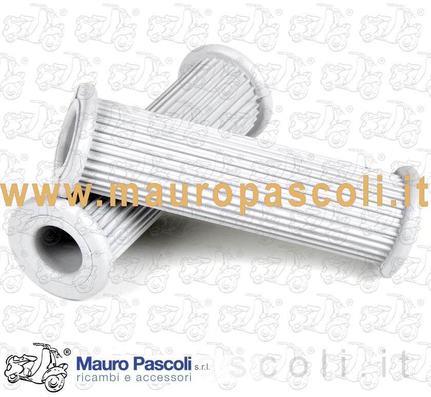 Kit n 2 gomme grigio da mm 15,per copripedale passeggero Vespa .