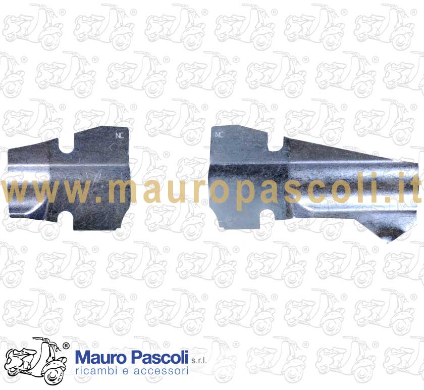 Coppia coperchi sotto manubrio,vespa 125 gt - 150 gl - 150 sprint - 180 ss.