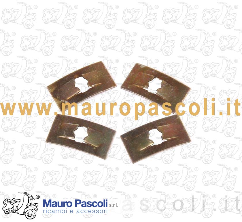 Kit for fastening plate