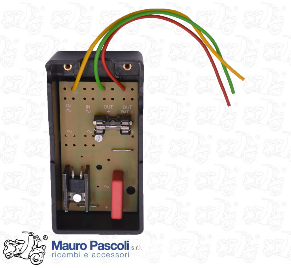 Raddrizzatore 6 v tipo elettronico,comleto di scatola e fusibile,vespa